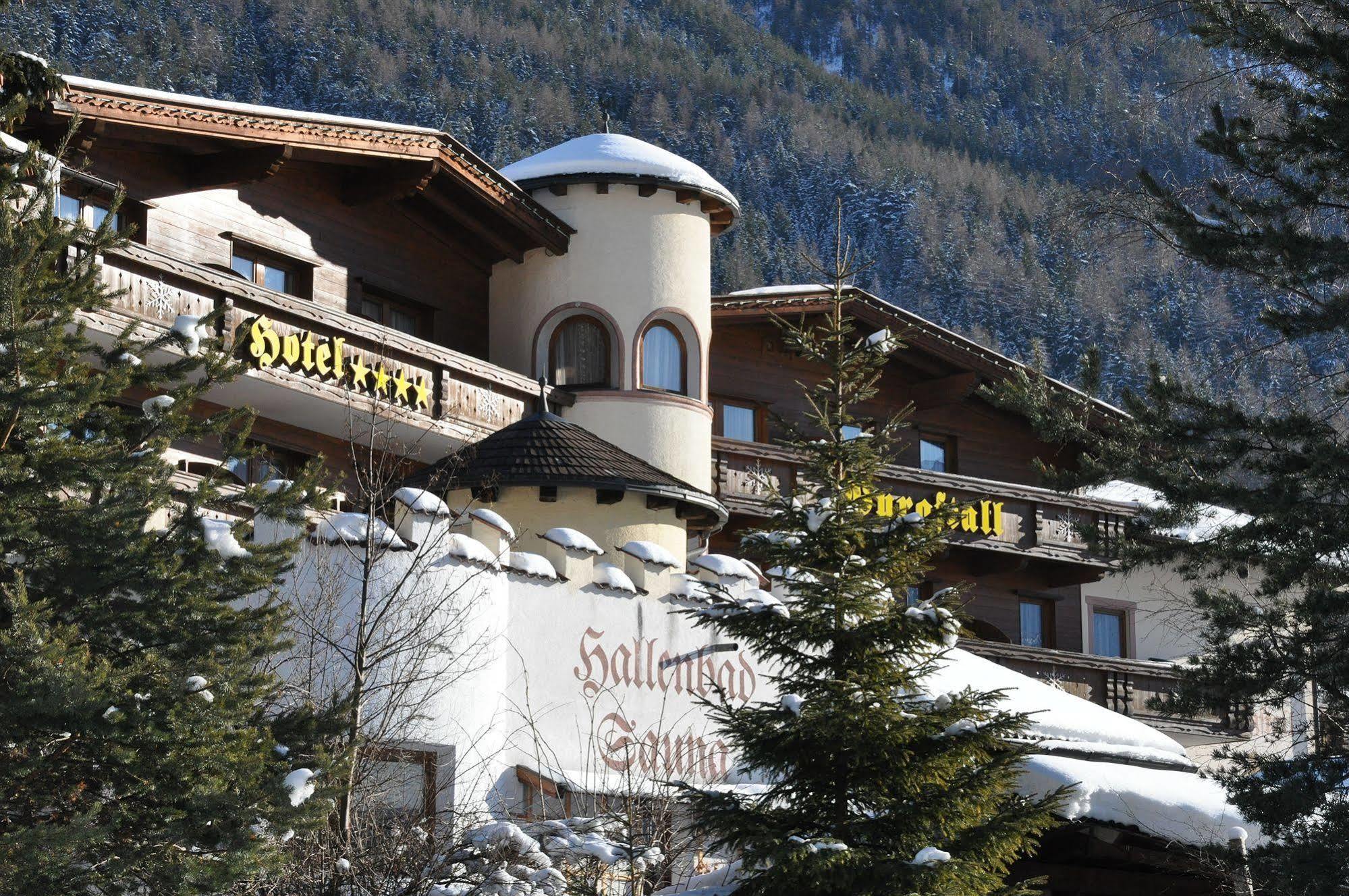 Hotel Burgstall Neustift im Stubaital Esterno foto
