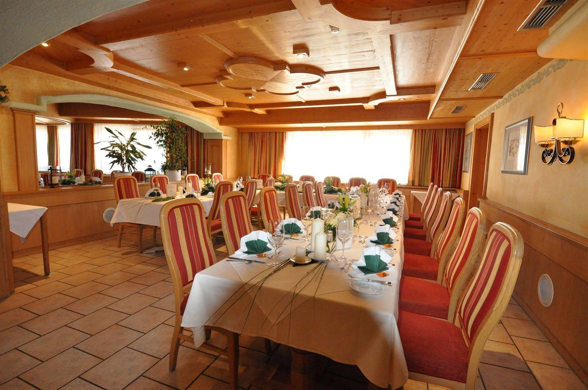 Hotel Burgstall Neustift im Stubaital Esterno foto
