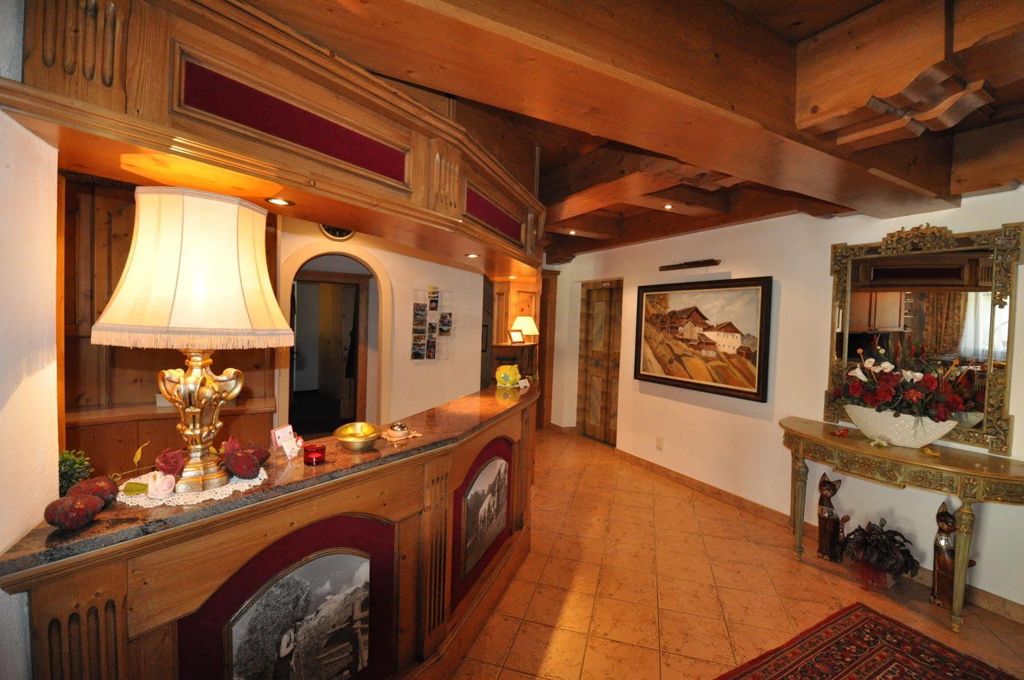 Hotel Burgstall Neustift im Stubaital Esterno foto